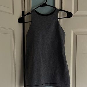 Lululemon like new athletic top.